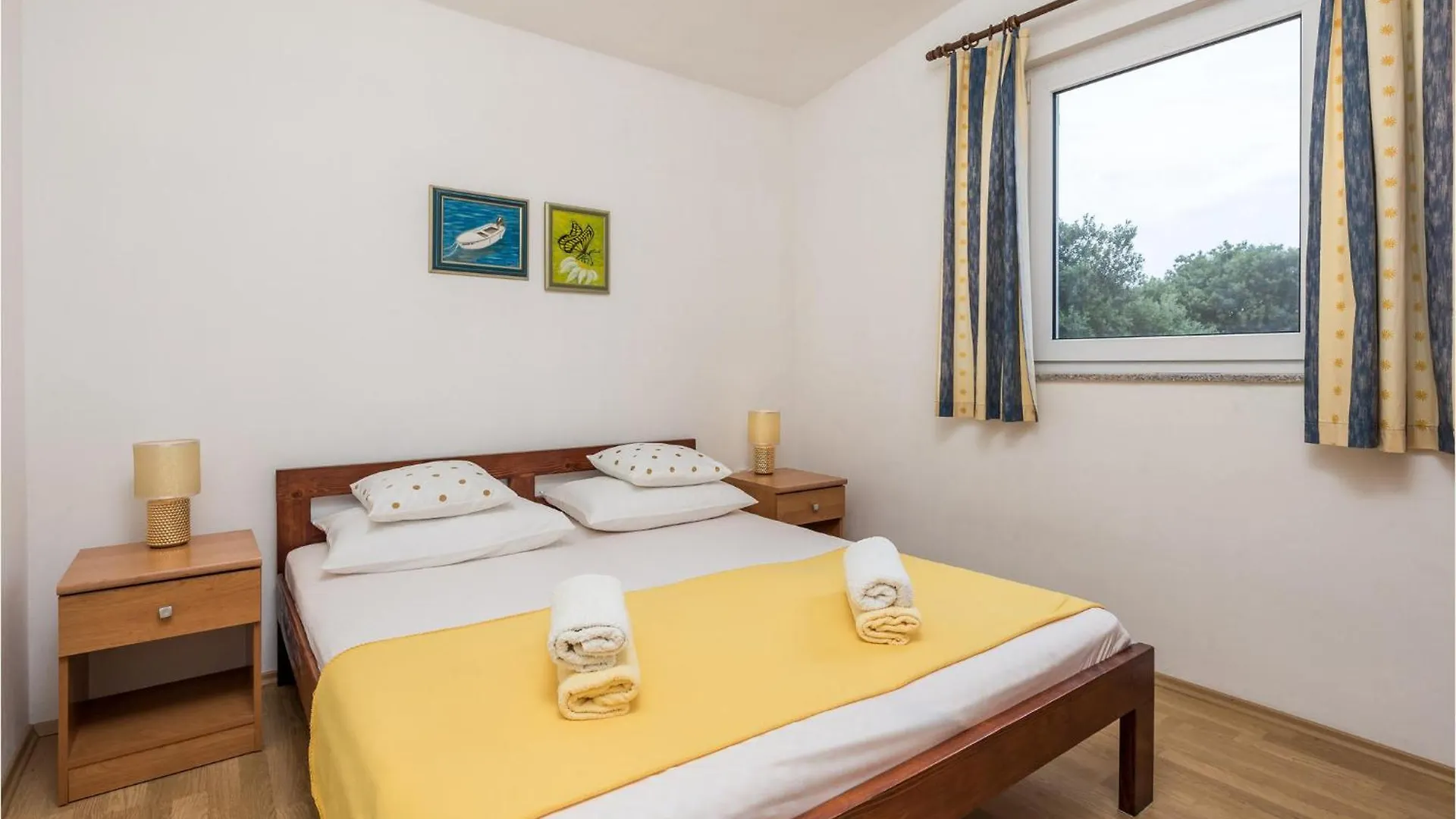 Gorgeous Apartment In Mandre With Kitchen 0*,  Croatia