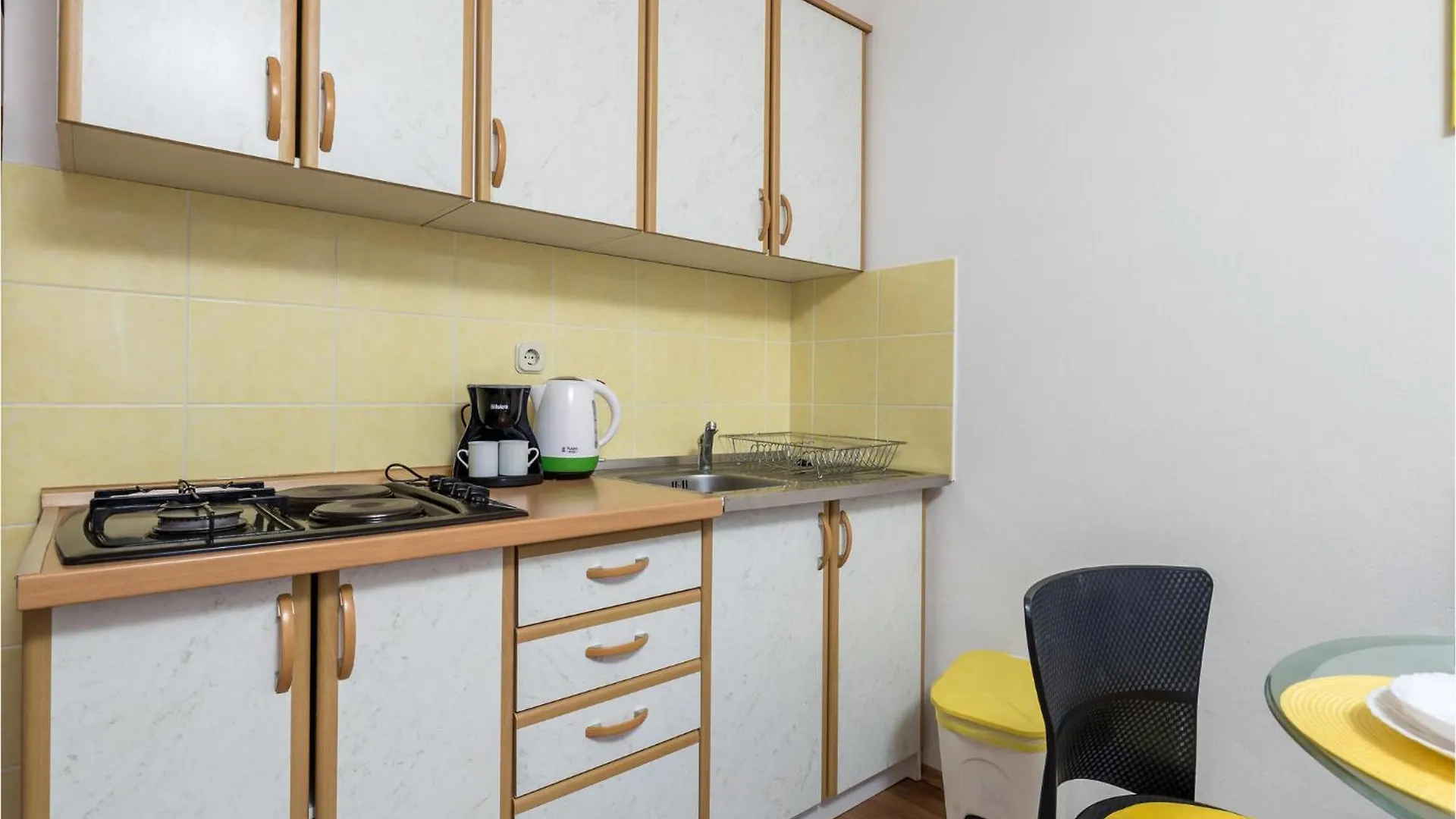 Gorgeous Apartment In Mandre With Kitchen 0*,