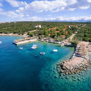 Kompleks wypoczynkowy Holiday Park Mandrice, Mandre
